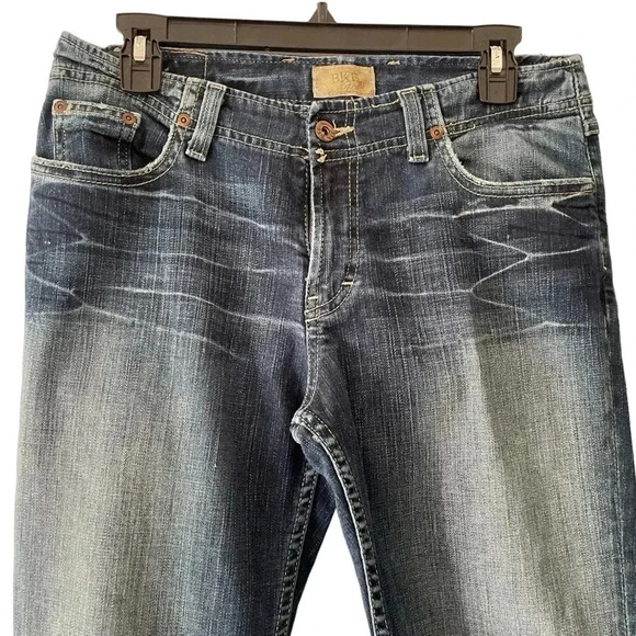 BKE Wendi Stretch Bootcut Jeans Mid Rise Med Blue Wash Denim Women Size 28 - Picture 3 of 8